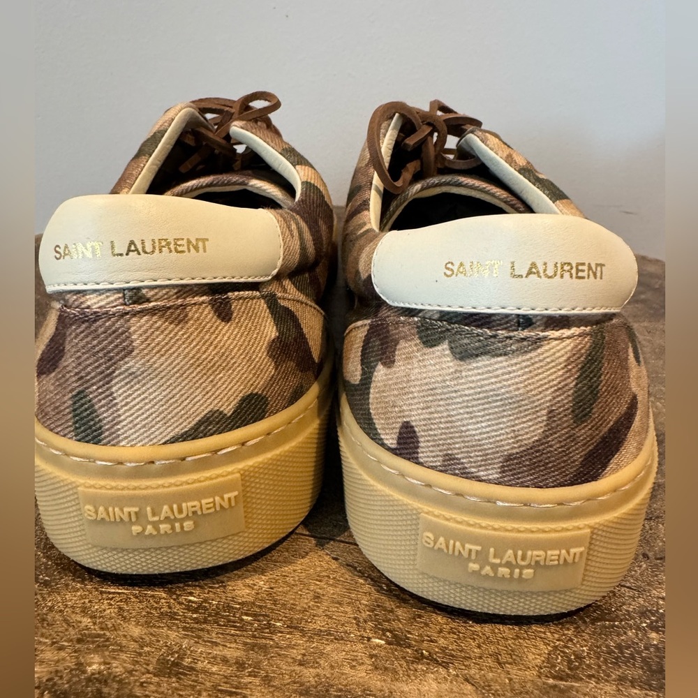 SAINT LAURENT VENICE LACE UP CAMO CANVAS SNEAKERS - Picture 5 of 9